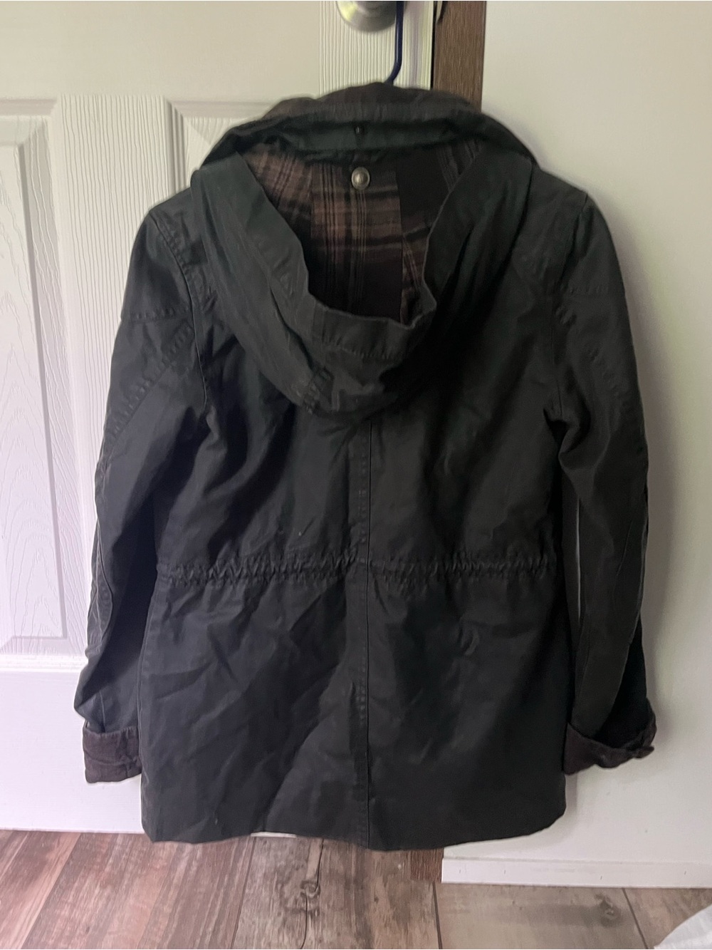 Black Cargo Jacket with Cuffed Sleeves - Picture 2 of 4
